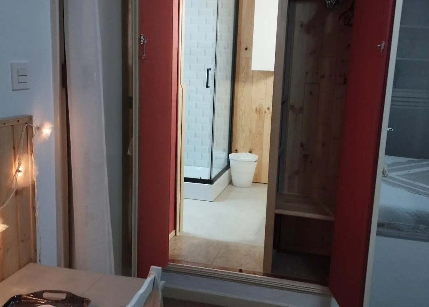 Bed & Breakfast Chambres D'Hotes Chez Catherine A Reus Chambre Bord De Mer Avec Salle De Bains Privee